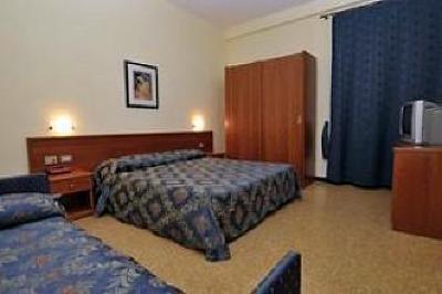 фото отеля Hotel Sud Est