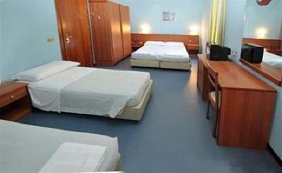 фото отеля Hotel Sud Est