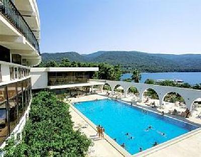 фото отеля Hotel Arkada Stari Grad