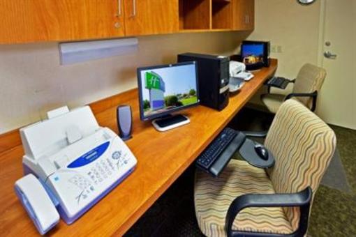фото отеля Holiday Inn Resort Turf Lake George