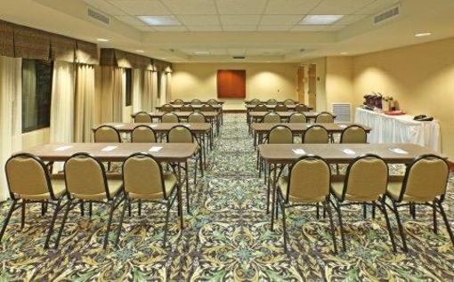 фото отеля Staybridge Suites Fayetteville