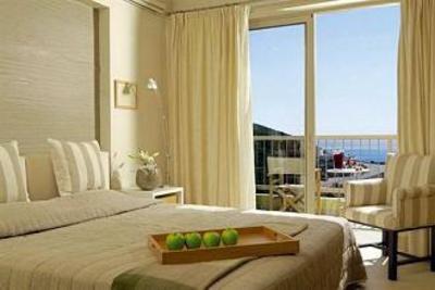 фото отеля Pleiades Luxurious Villas