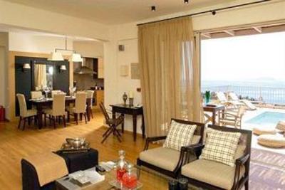 фото отеля Pleiades Luxurious Villas
