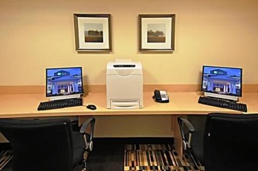 фото отеля Holiday Inn Express Stellarton - New Glasgow