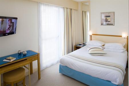 фото отеля BEST WESTERN Les Roches Noires
