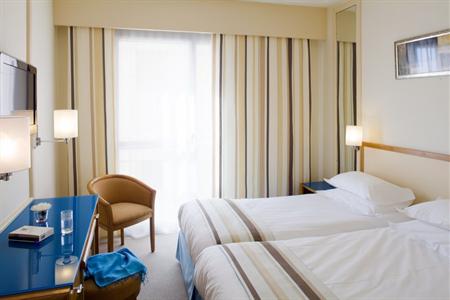 фото отеля BEST WESTERN Les Roches Noires