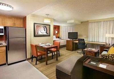 фото отеля Residence Inn by Marriott Calgary Airport