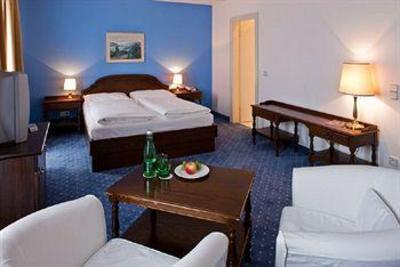 фото отеля Hotel Parks Velden am Wörthersee