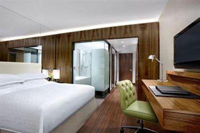 фото отеля Sheraton Grand Hotel & Spa