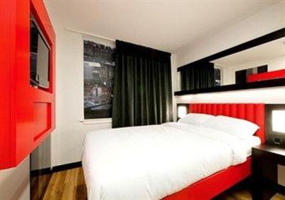 фото отеля Tune Hotel Haymarket