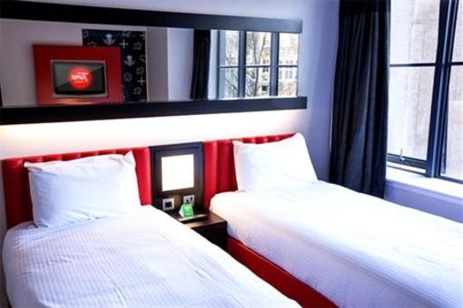 фото отеля Tune Hotel Haymarket