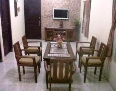 фото отеля Pringgondani Yogyakarta Guesthouse