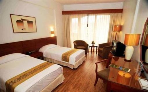 фото отеля The Royal Paradise Hotel and Spa Phuket