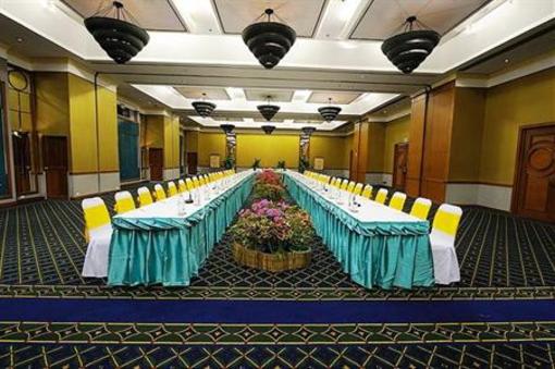 фото отеля The Royal Paradise Hotel and Spa Phuket