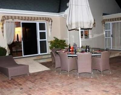 фото отеля Wader House Cape Town