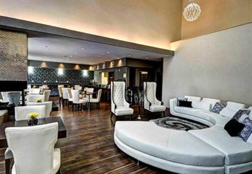 фото отеля Home Inn & Suites Yorkton