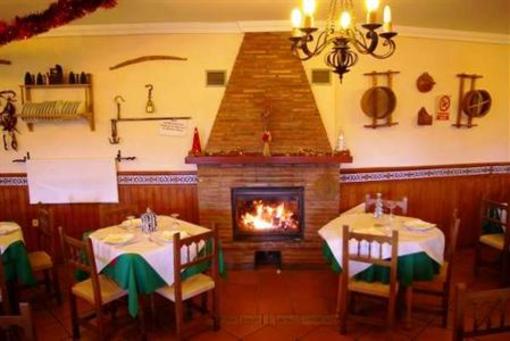 фото отеля Hostal Los Naranjos