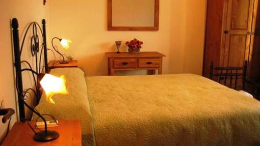 фото отеля Hostal Los Naranjos