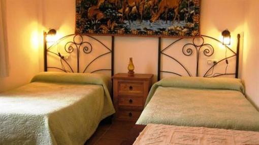 фото отеля Hostal Los Naranjos