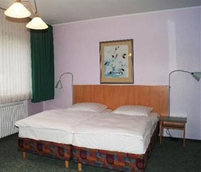 фото отеля Hotel Am Stadion Leverkusen