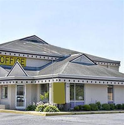 фото отеля Town and Country Inn Suites Spindale