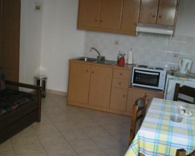 фото отеля Nostos Apartments