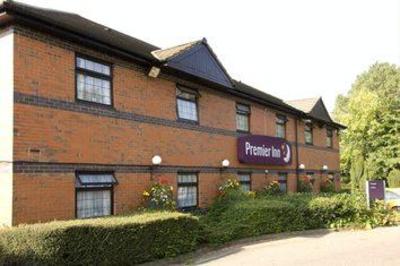 фото отеля Premier Inn South Cannock