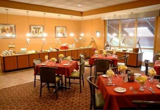 фото отеля Holiday Inn Martinsburg