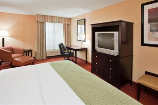 фото отеля Holiday Inn Martinsburg