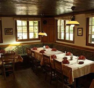 фото отеля Hotel Gasthof Lowen Feldkirch