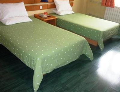 фото отеля Home Inn Zibo Xiliu Road