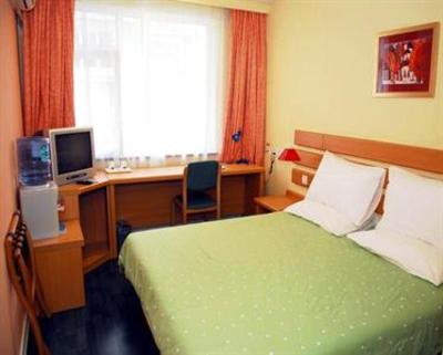 фото отеля Home Inn Zibo Xiliu Road