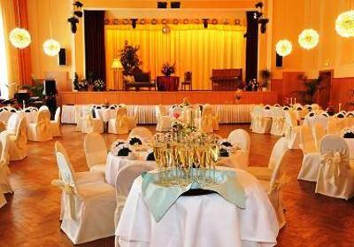 фото отеля Kyffhäuser Hotel Grossharthau