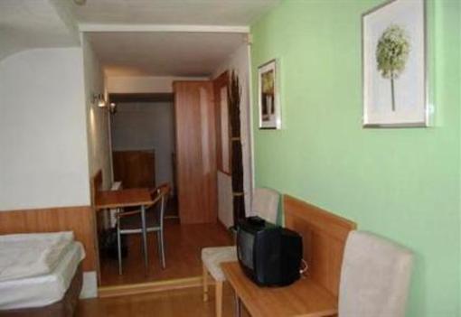 фото отеля Hotel Adler Neulussheim