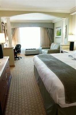 фото отеля Radisson Hotel Orlando Lake Buena Vista