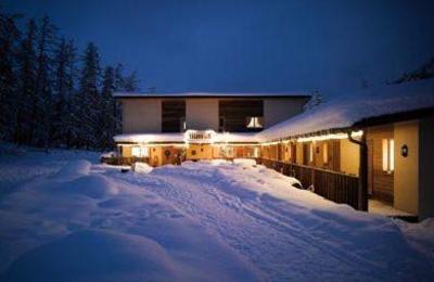 фото отеля San Jon Hotel Scuol