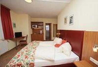 фото отеля Mountain Motel Kaprun