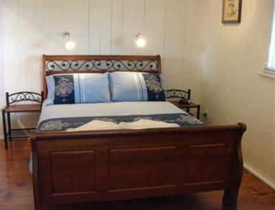 фото отеля Montville Holiday House