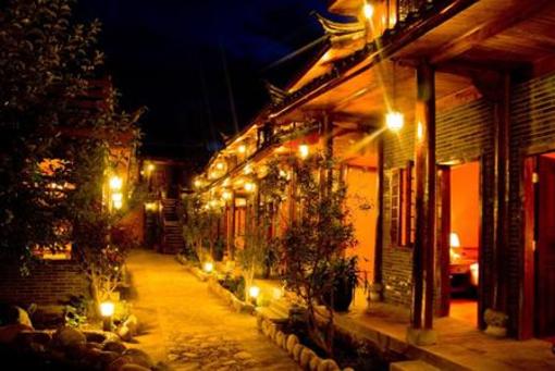 фото отеля Lijiang Shuimujiayuan Inn