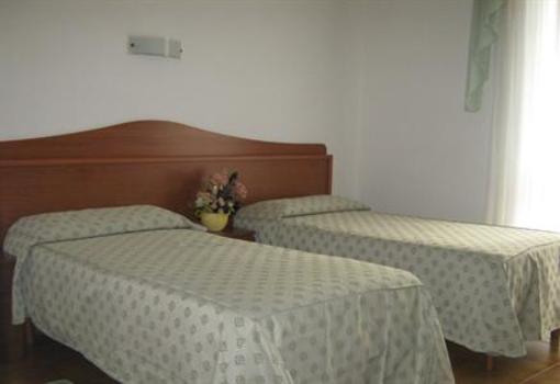 фото отеля Hotel Ristorante Savoia Olbia