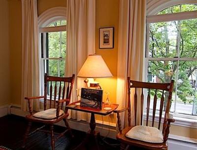 фото отеля Ardmore Inn