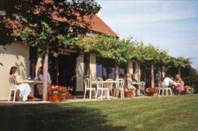 фото отеля Three Choirs Vineyards