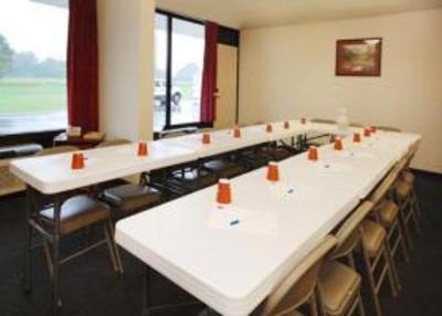 фото отеля Quality Inn Dyersburg