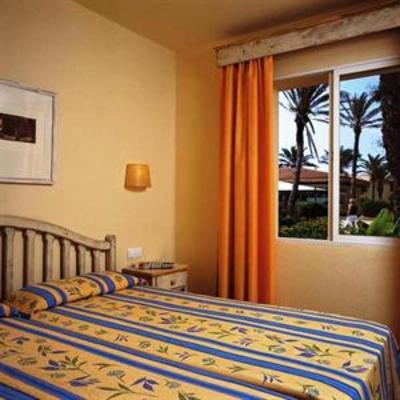 фото отеля Apartments Los Naranjos Menorca