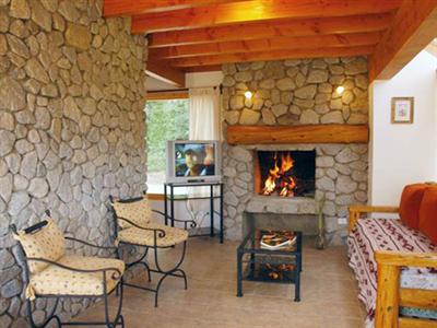 фото отеля Hosteria y Cabanas Encanto del Rio