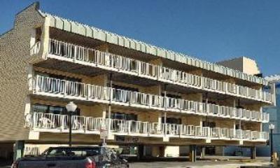 фото отеля Boardwalk One Resort Ocean City