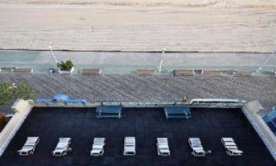 фото отеля Boardwalk One Resort Ocean City