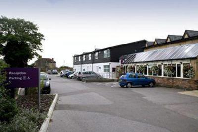 фото отеля Premier Inn Girton North Cambridge