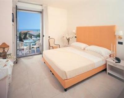 фото отеля Hotel Ducale Riccione