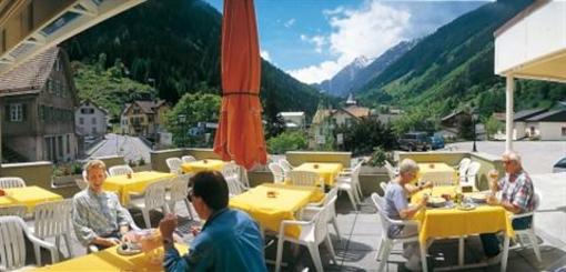 фото отеля Hotel Zum Weissen Rossli Goschenen